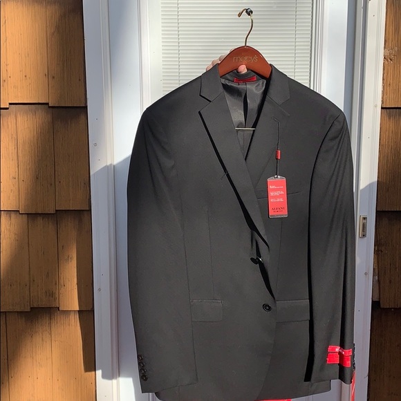 Alfani Black Slim FitMen’s Suit.